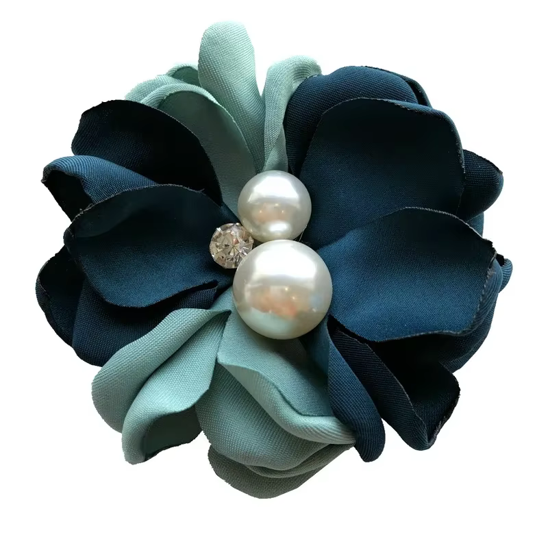 Broche fleur en tissu haut de gamme pour femme