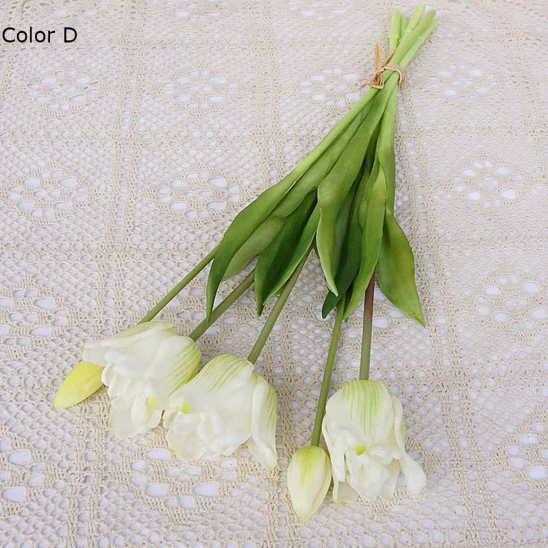 Grandes tulipes baroques en silicone au toucher unique