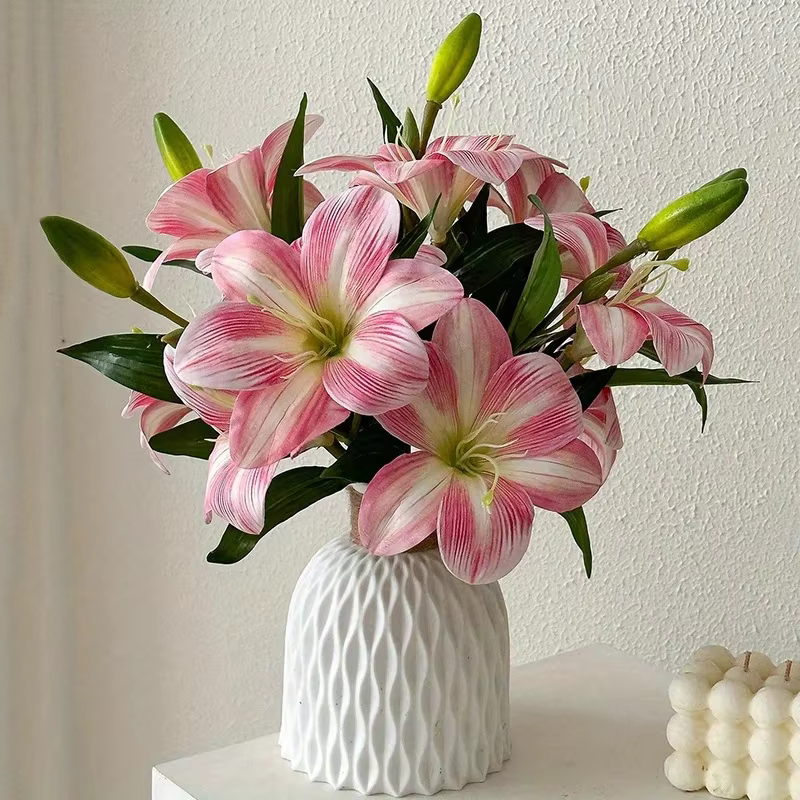 Fleurs artificielles de lys