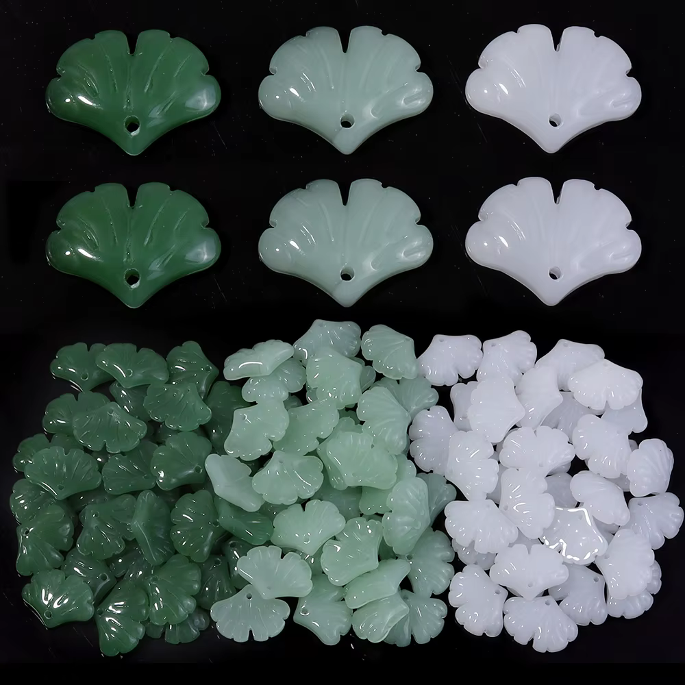 30 pcs/lot feuilles de verre pendentif perles couleur verte petites