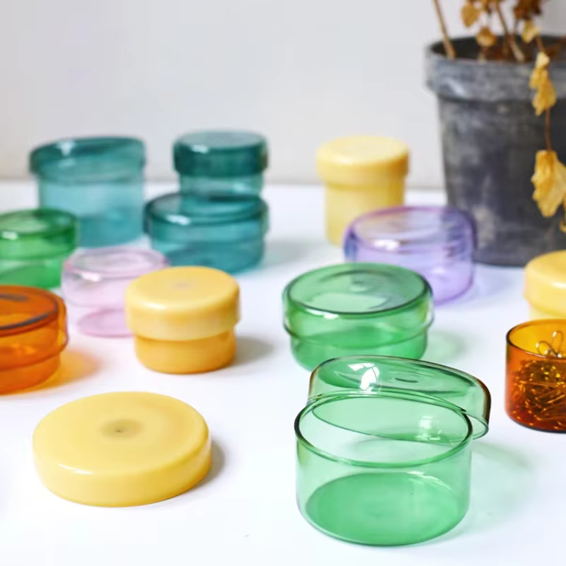 Bocal de rangement en verre décoratif