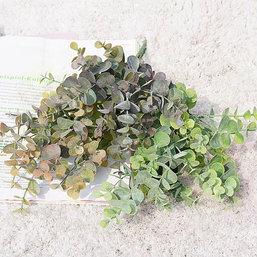Plantes artificielles en plastique