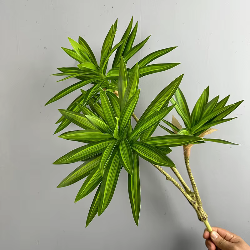 Plantes vertes simulées 3 têtes de bambou de lys décorées