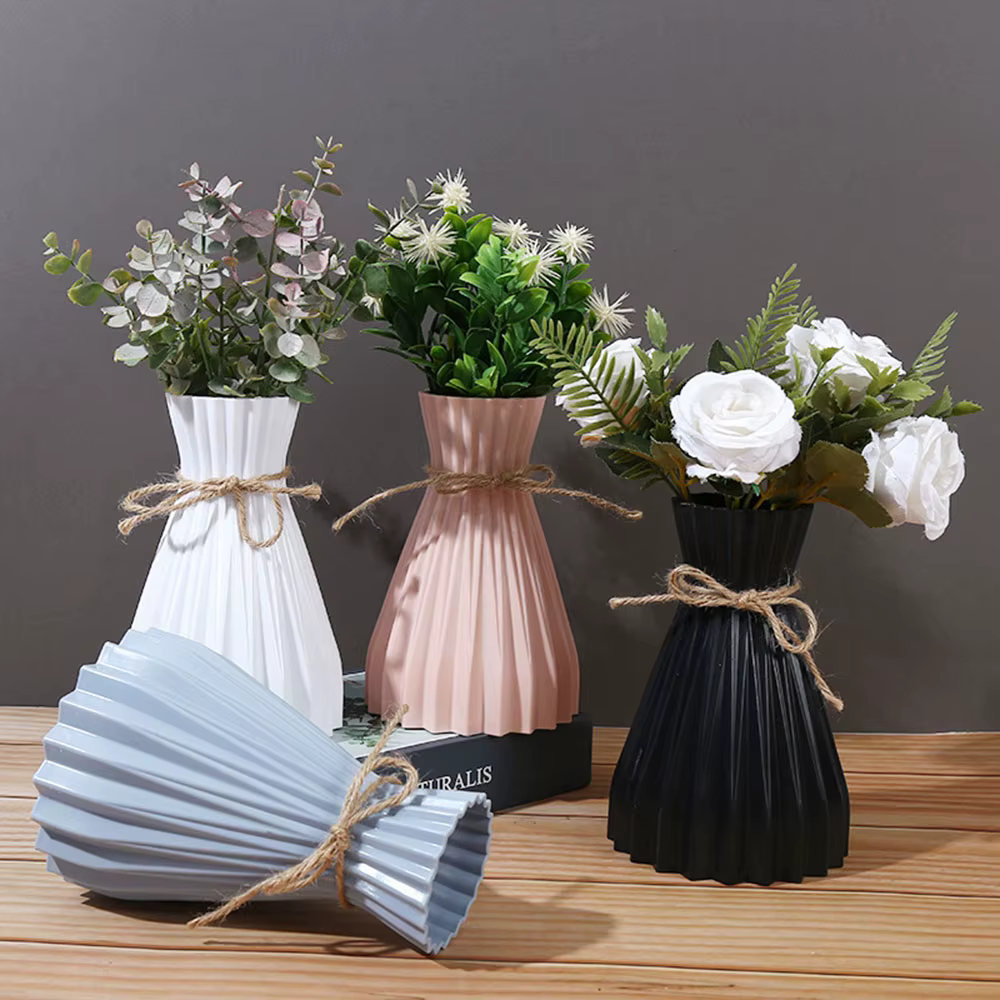 Vase à fleurs en plastique ne peut pas contenir de l'eau