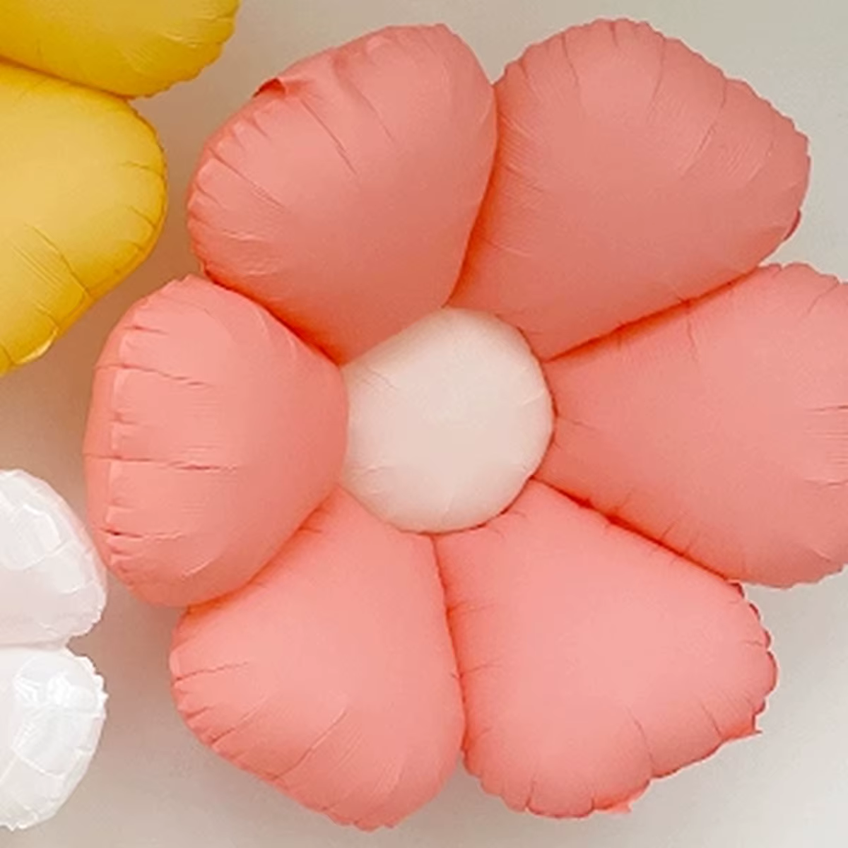 6 pièces fleurs, marguerites, ballons, décorations de fête, arrangement mignon