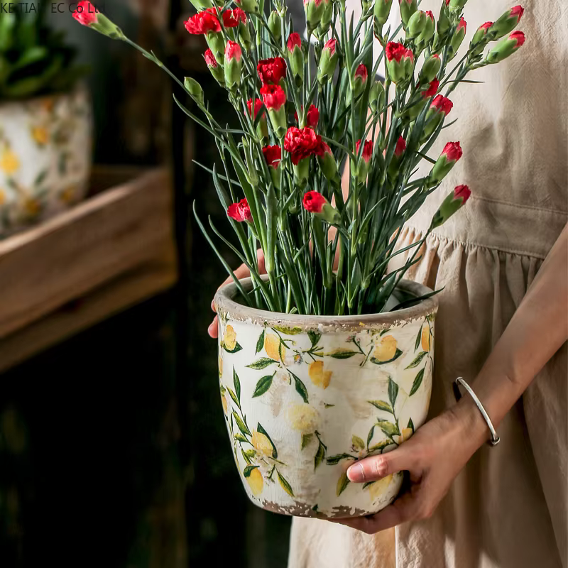 Pots à fleurs en céramique vintage nordiques