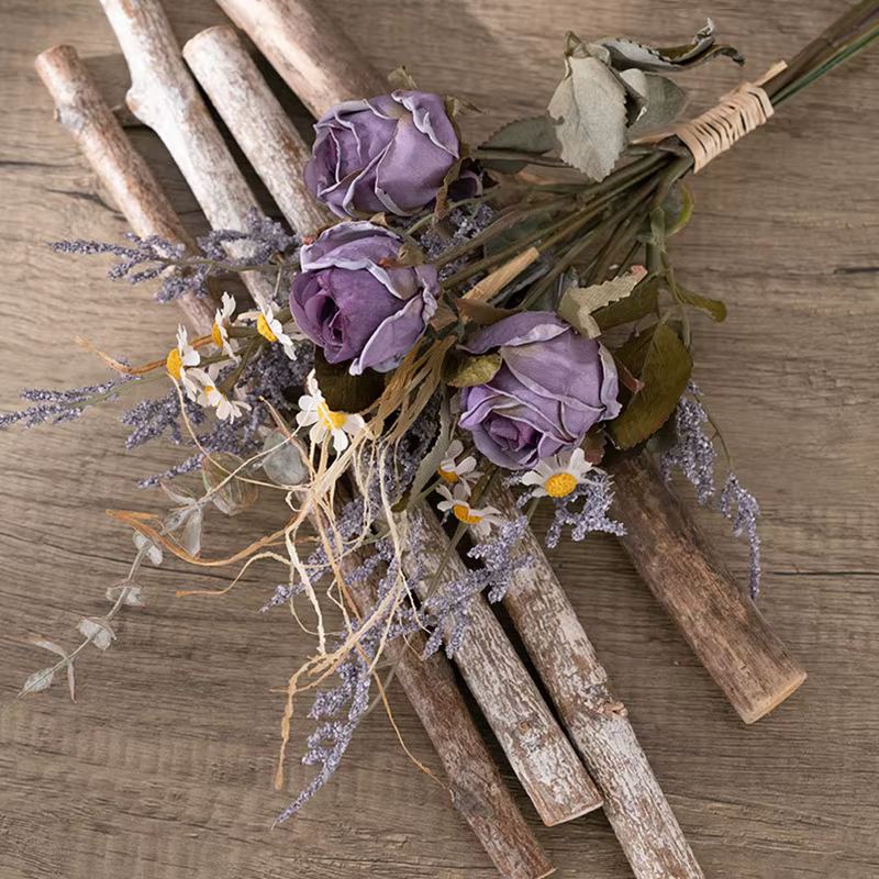 Bouquet de roses séchées de style français rétro