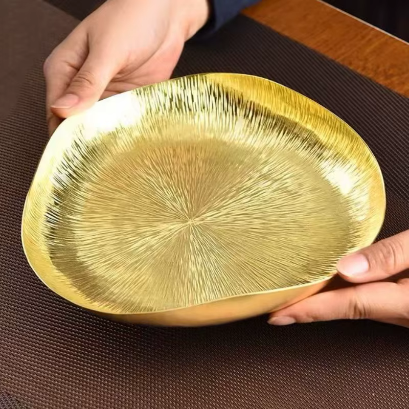 Plateau de tasse à café en laiton en forme de Texture de fleur de feuille de Lotus, soucoupe de tasse à thé rétro assiette de nourriture de fromage à la maison, décoration de Table de disque de collat