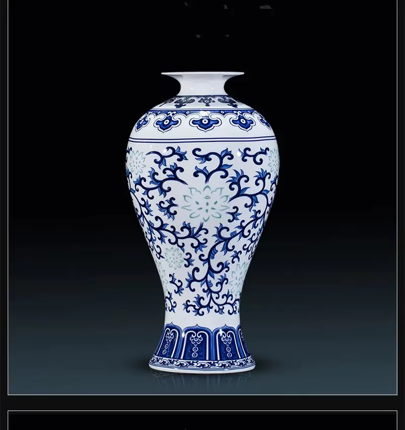 Vase à fleurs en porcelaine d'os