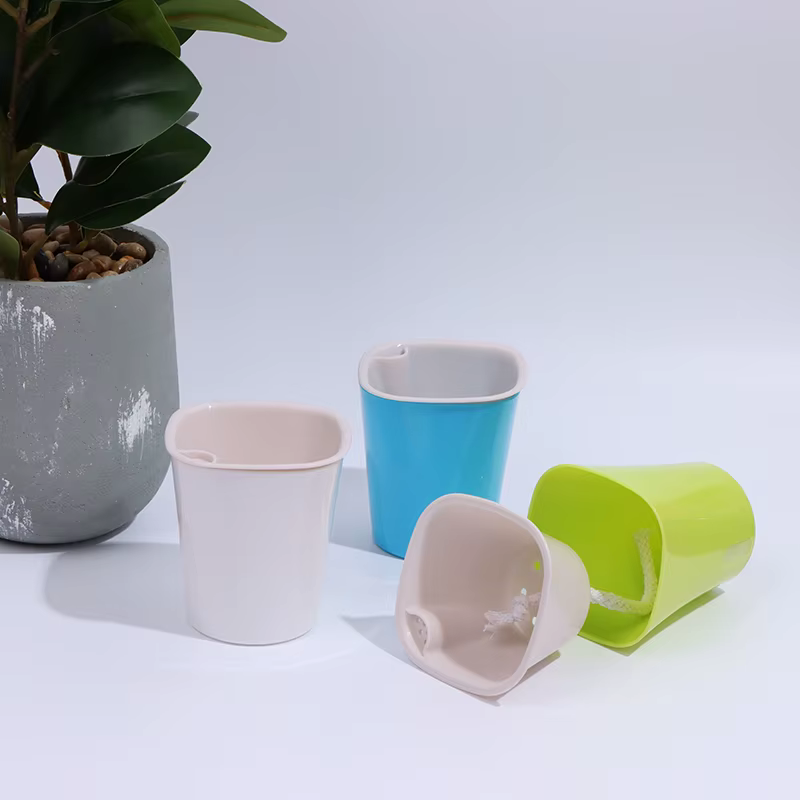 Pot d'Arrosage existent pour Plantes de Fleurs, Irrigation, user inage