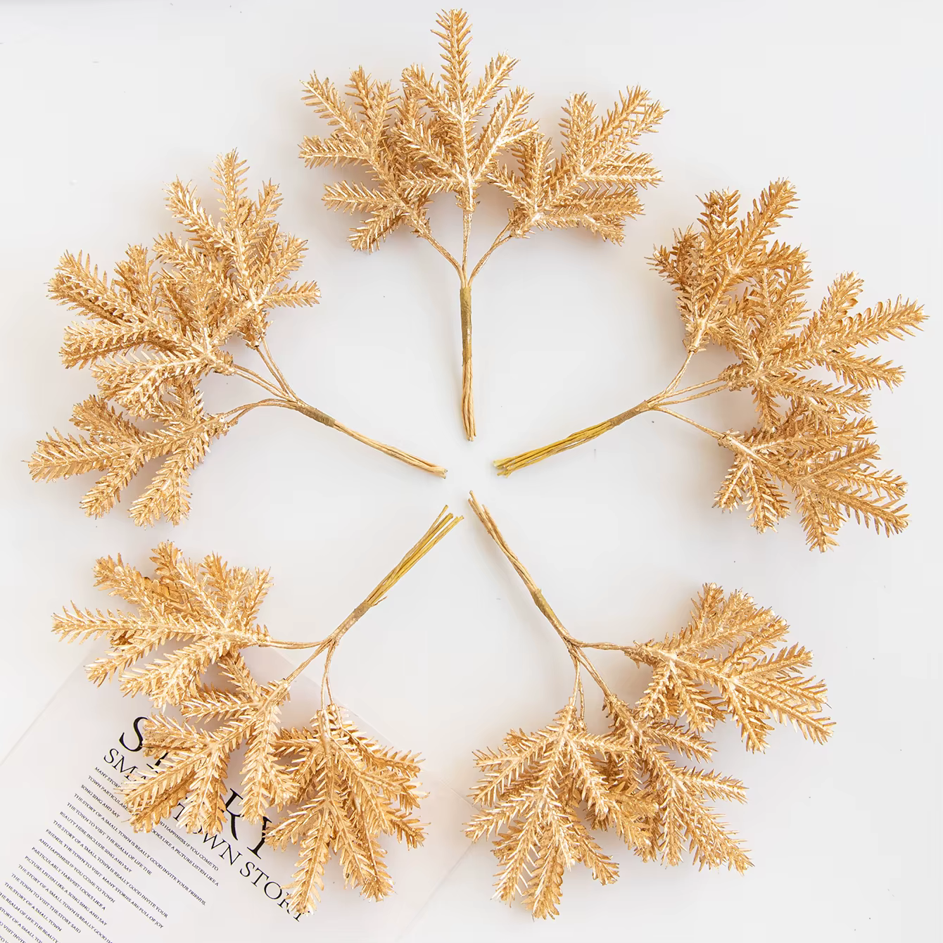 Plante Artificielle avec Feuilles Vertes pour la Décoration de la Maison