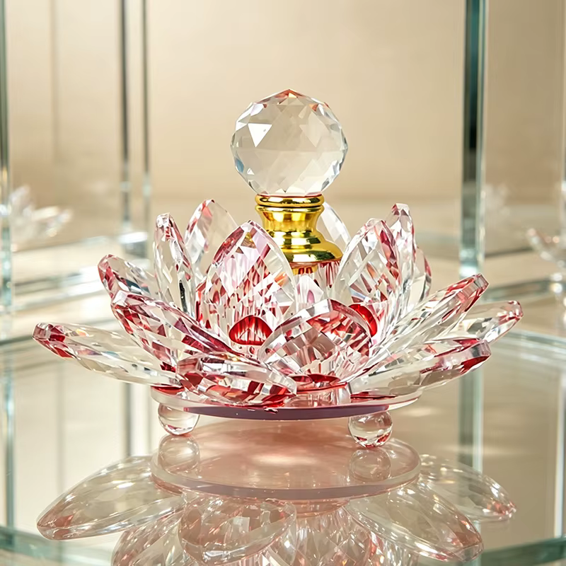Flacon d'huile essentielle décoratif en cristal en forme de lotus