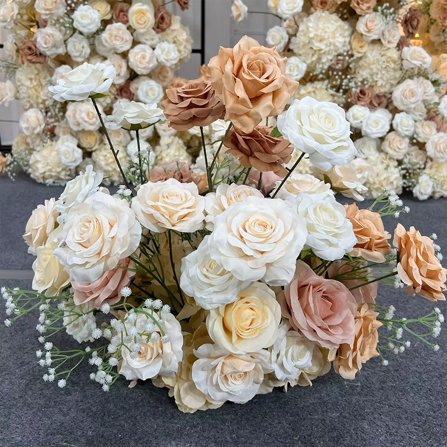 Décoration florale d'automne marron pour arche en panneau KT