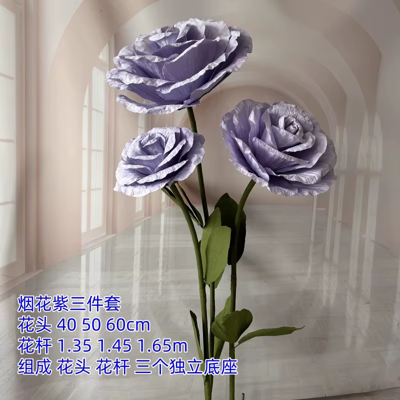 Supports de fleurs roses en papier