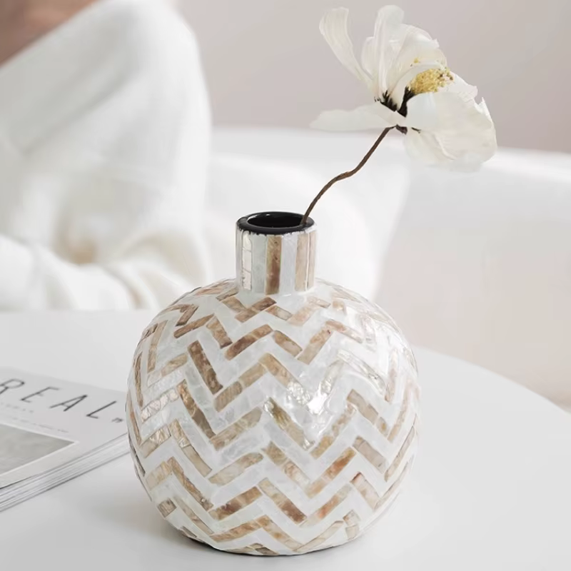 Vase à coquille Vintage