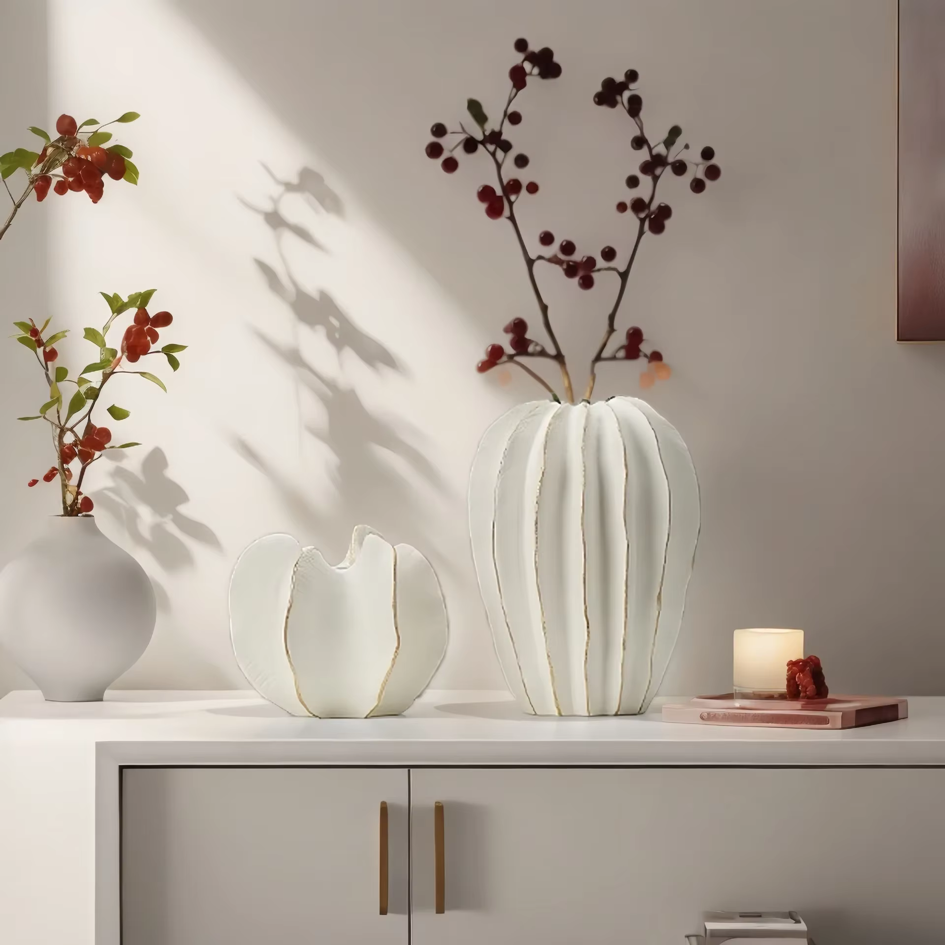 Vase en céramique en forme d'étoile