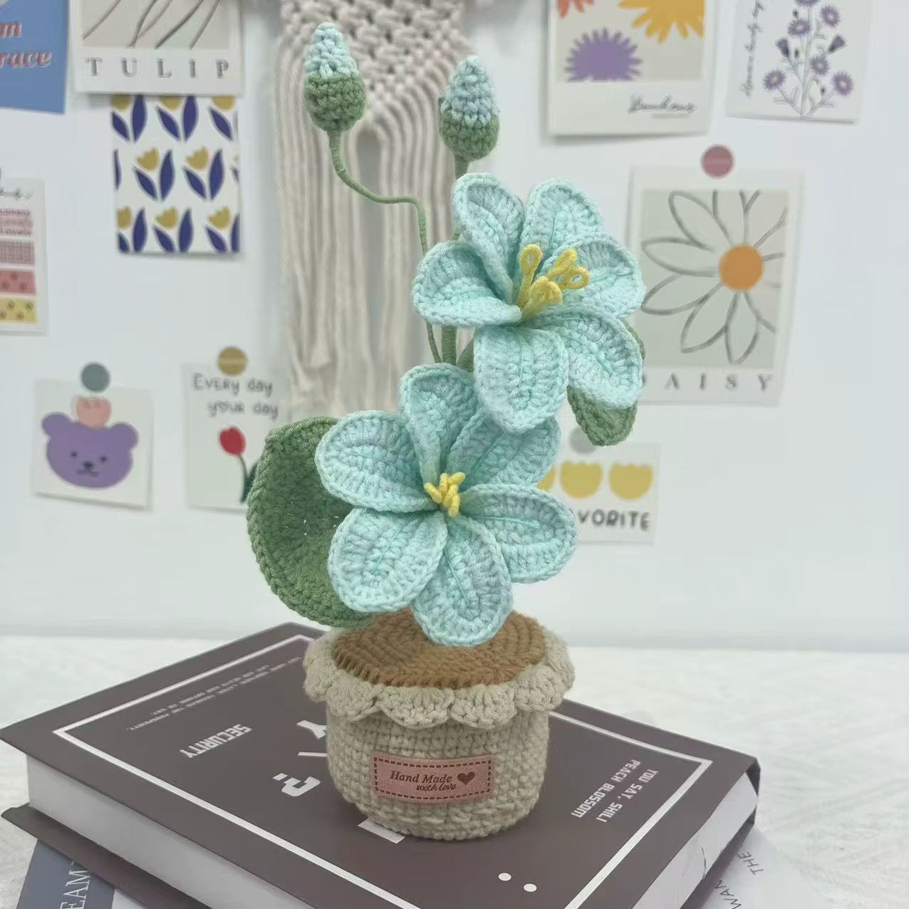 Pot de fleurs tissé à la main