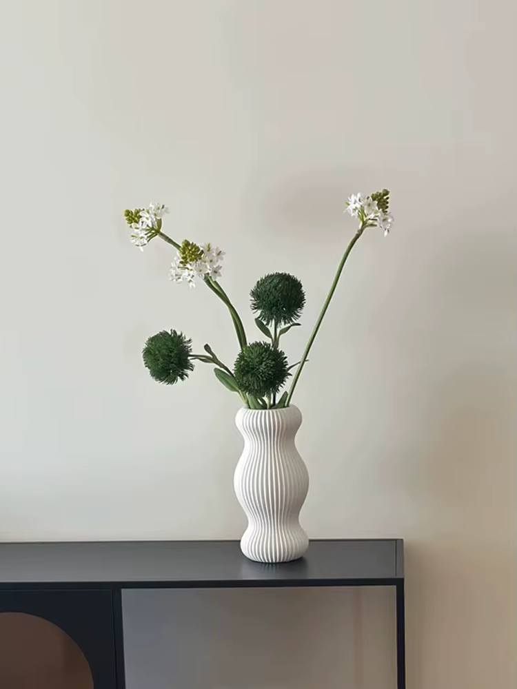 Bouquet de fleurs artificielles vert et blanc