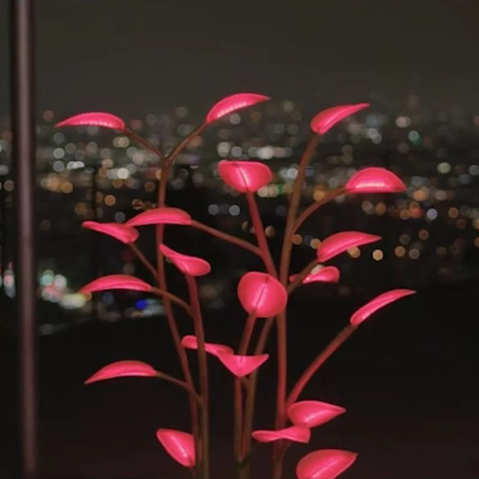 Plante en Pot Lumineuse Magique 007