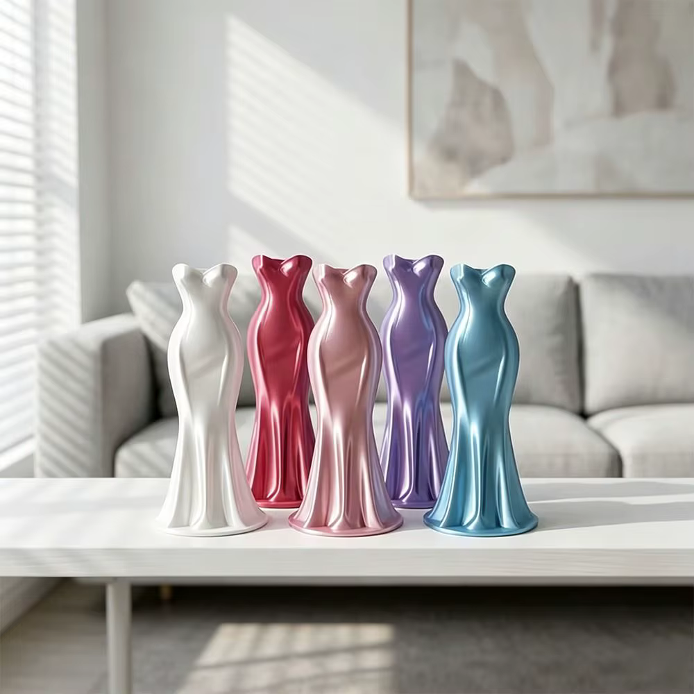 Nouveaux vases à fleurs imprimés en 3D en forme de robe