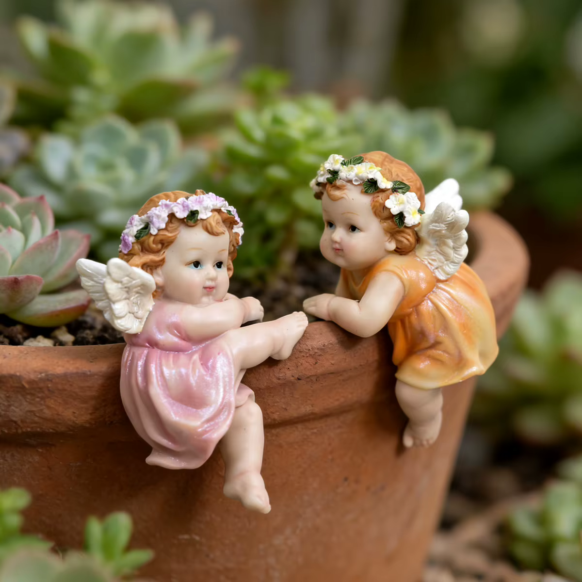 Statue d'ange porte-plante