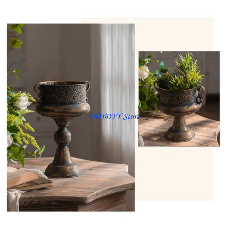Pot jardinière en fer Antique 367A