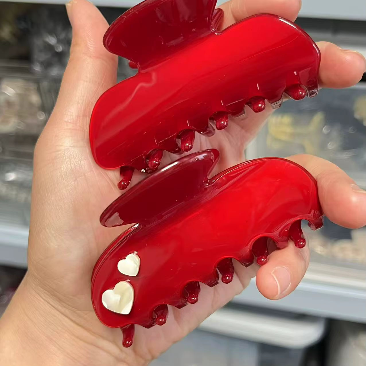 Pince à Cheveux Rouge Élégante en Acétate Motif Cœur et Fleur, Taille Moyenne, pour Femme, Accessoire de Mode, Nouveauté 2026
