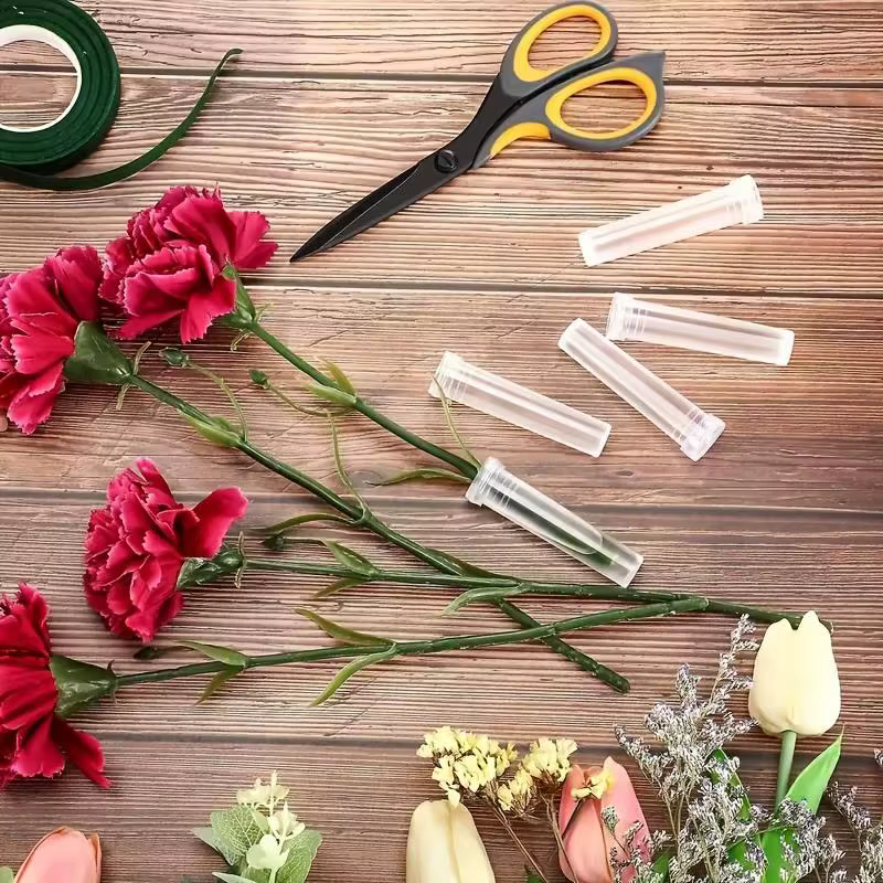 Tubes à fleurs en plastique
