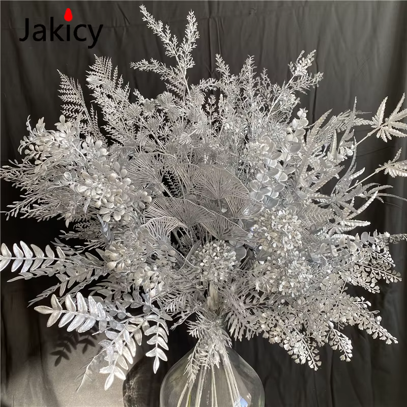 Série argent fleurs feuilles scène de mariage fête rangée