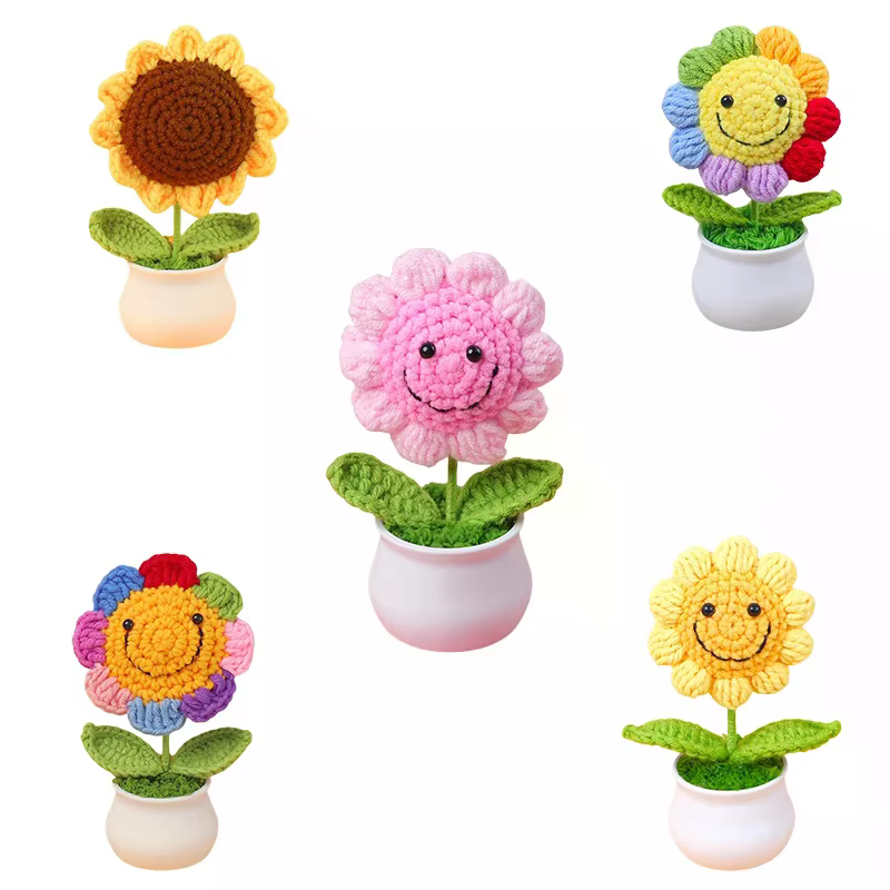 Jolies jardinières tournesol tricotées à la main