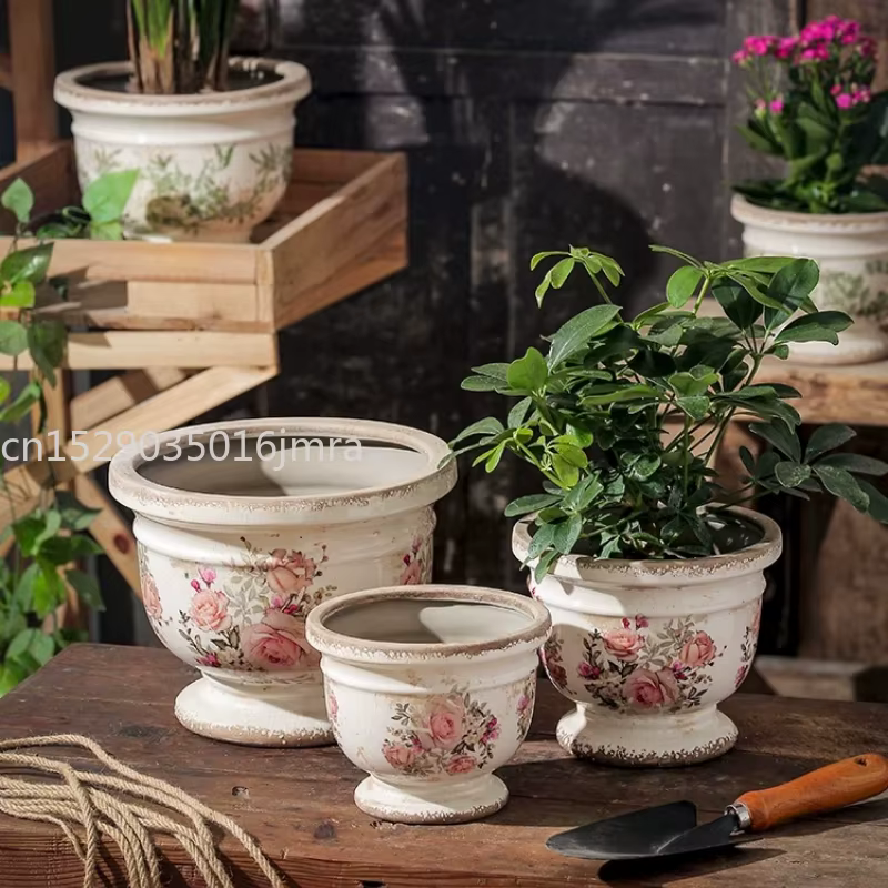 Pot de fleurs en céramique
