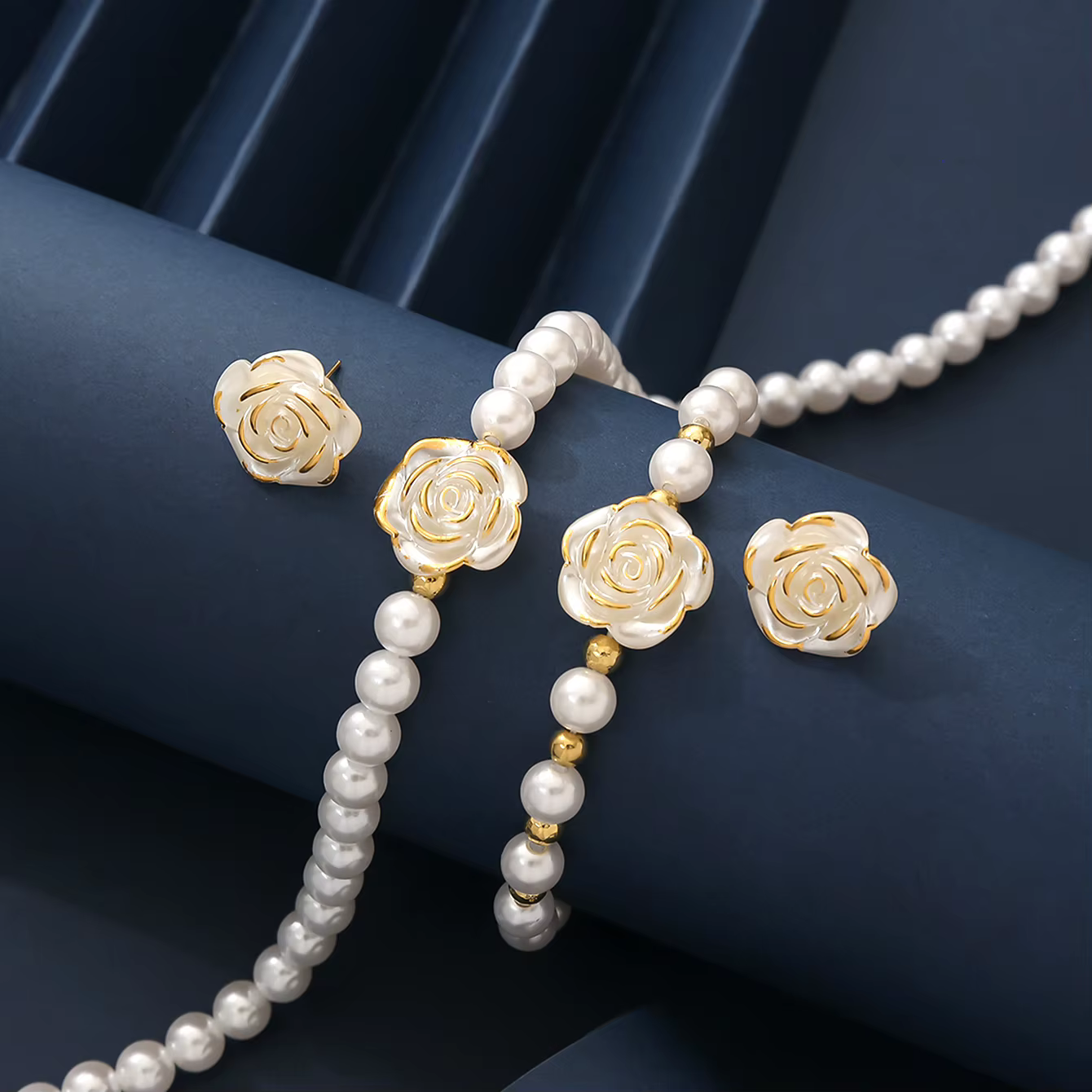 Collier et Bracelets en Imitation de perles pour femmes, élégant, fleur délicate, boucles d'oreilles, polyvalent, quotidien, fête, Banquet, mariage, bijoux cadeaux