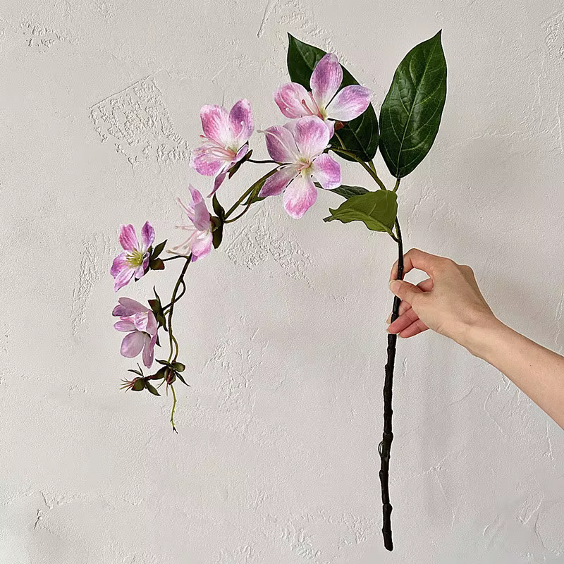 Fleurs artificielles suspendues de jasmin