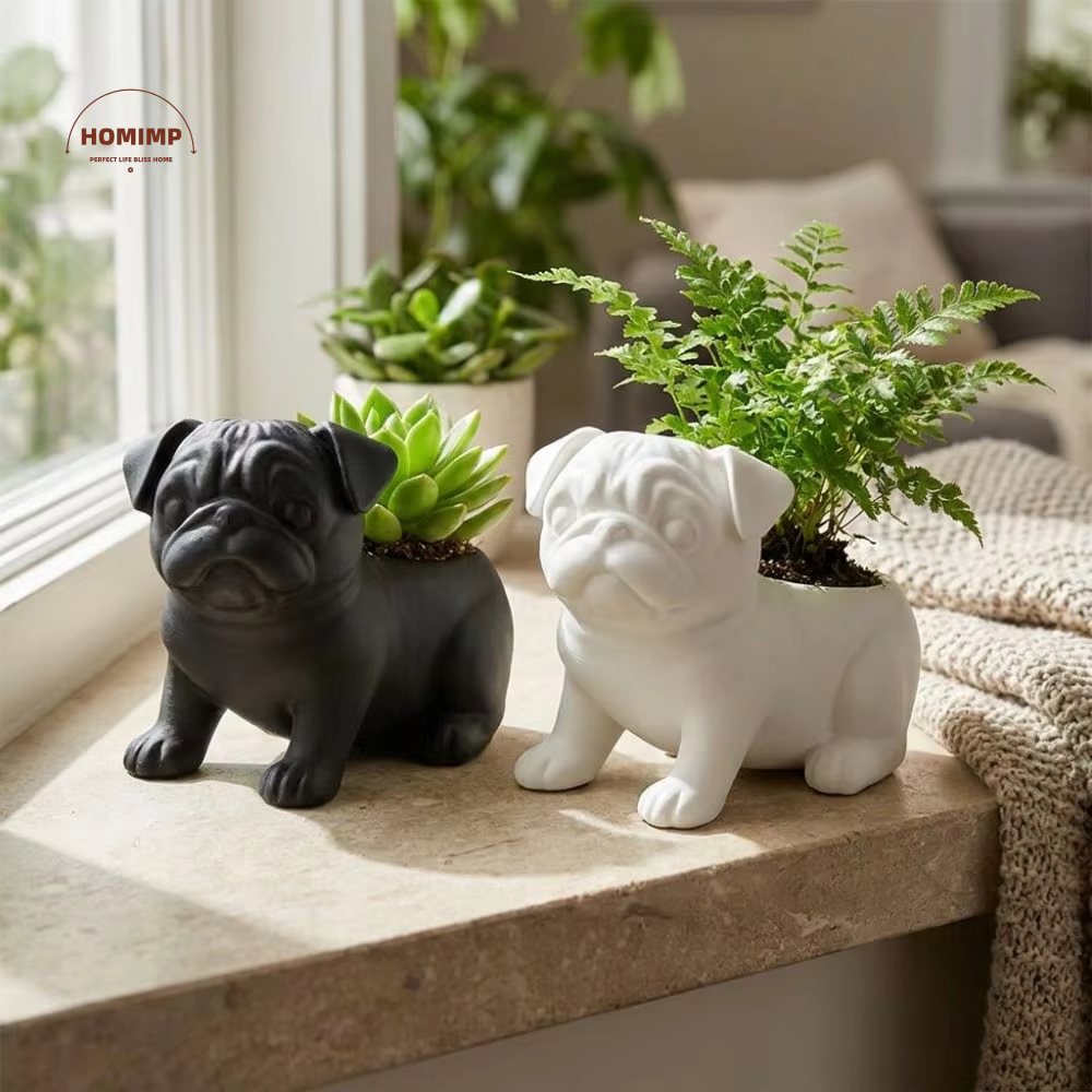 Pot de fleurs en plastique en forme de chien pug imprimé en 3D