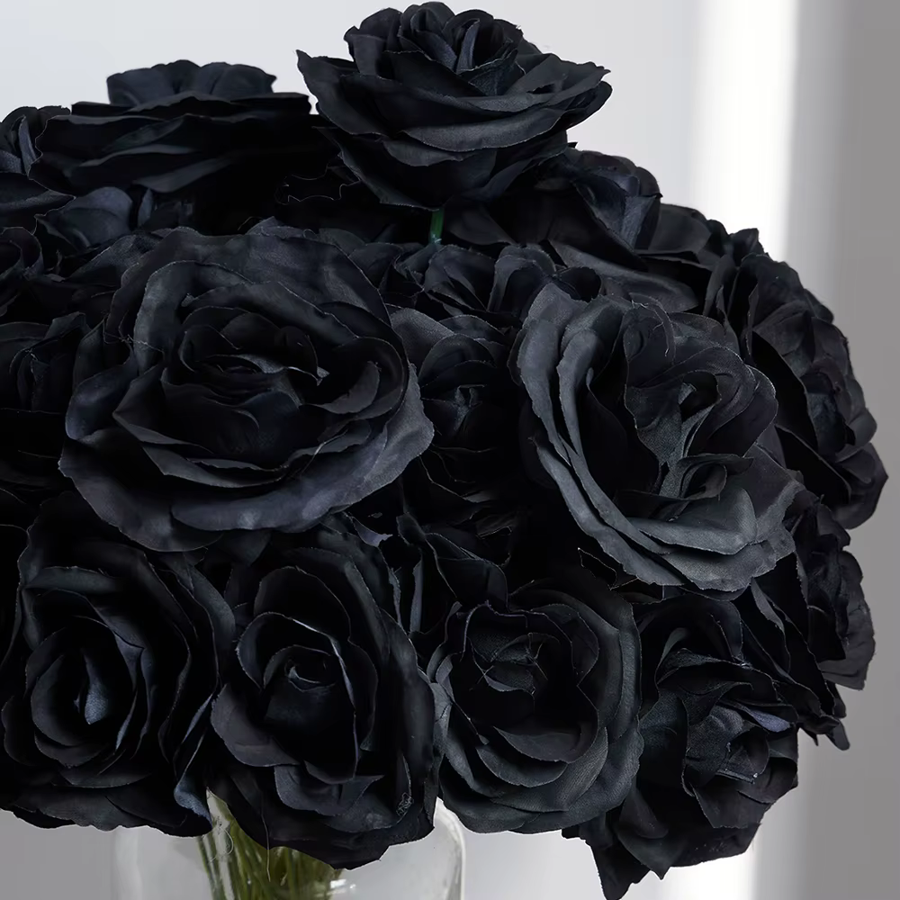 Rose artificielle gothique en soie noire