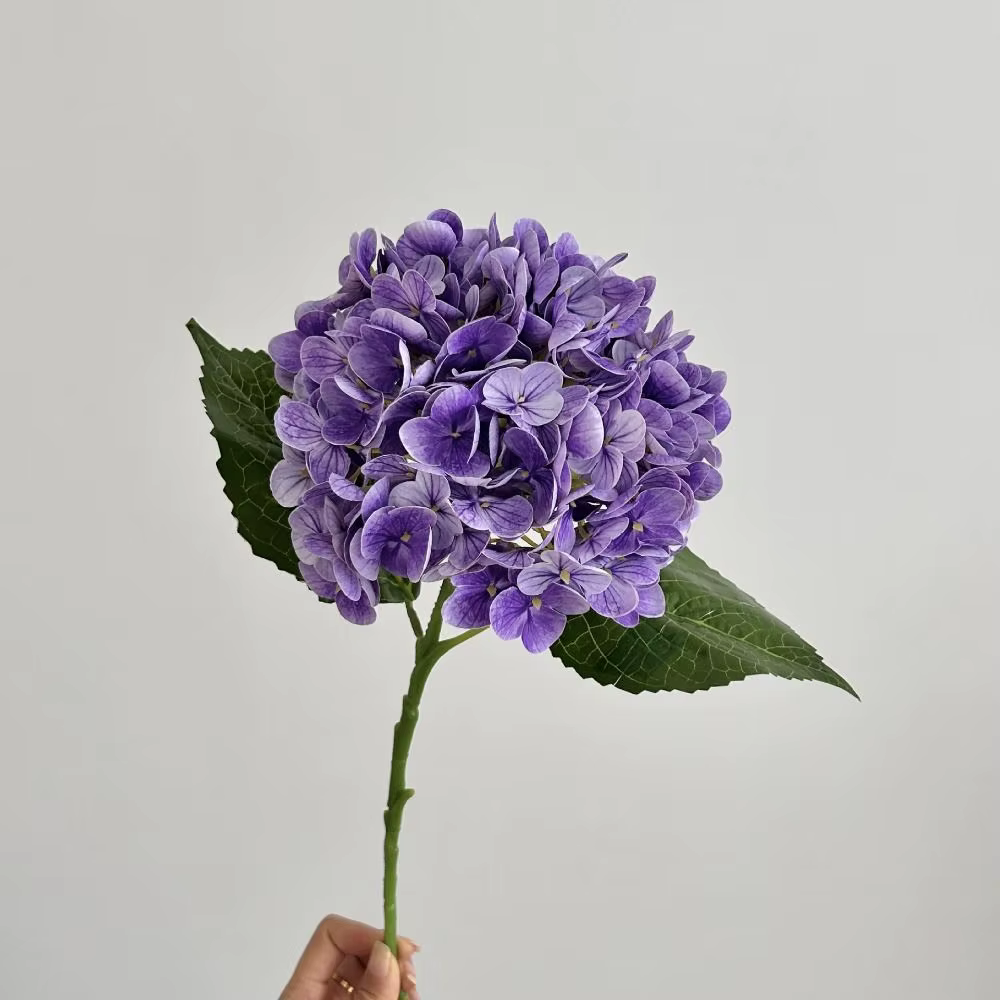 Fleurs artificielles en tissu de soie réalistes