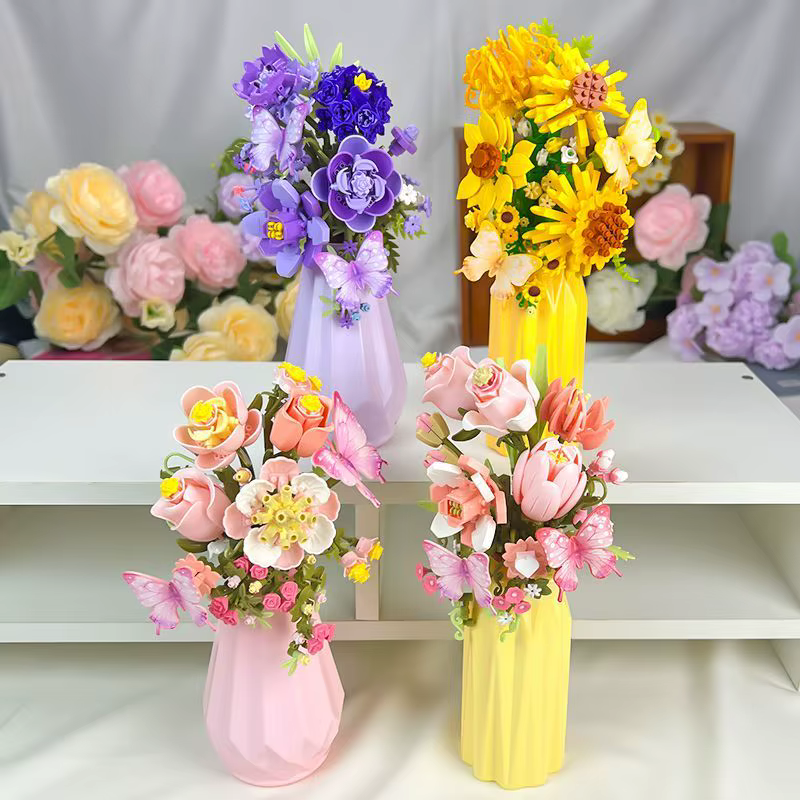 Blocs de construction de bouquets de fleurs avec vase