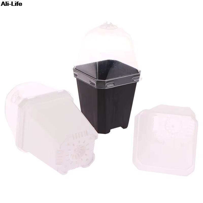 Petit pot de fleur carré avec humidité