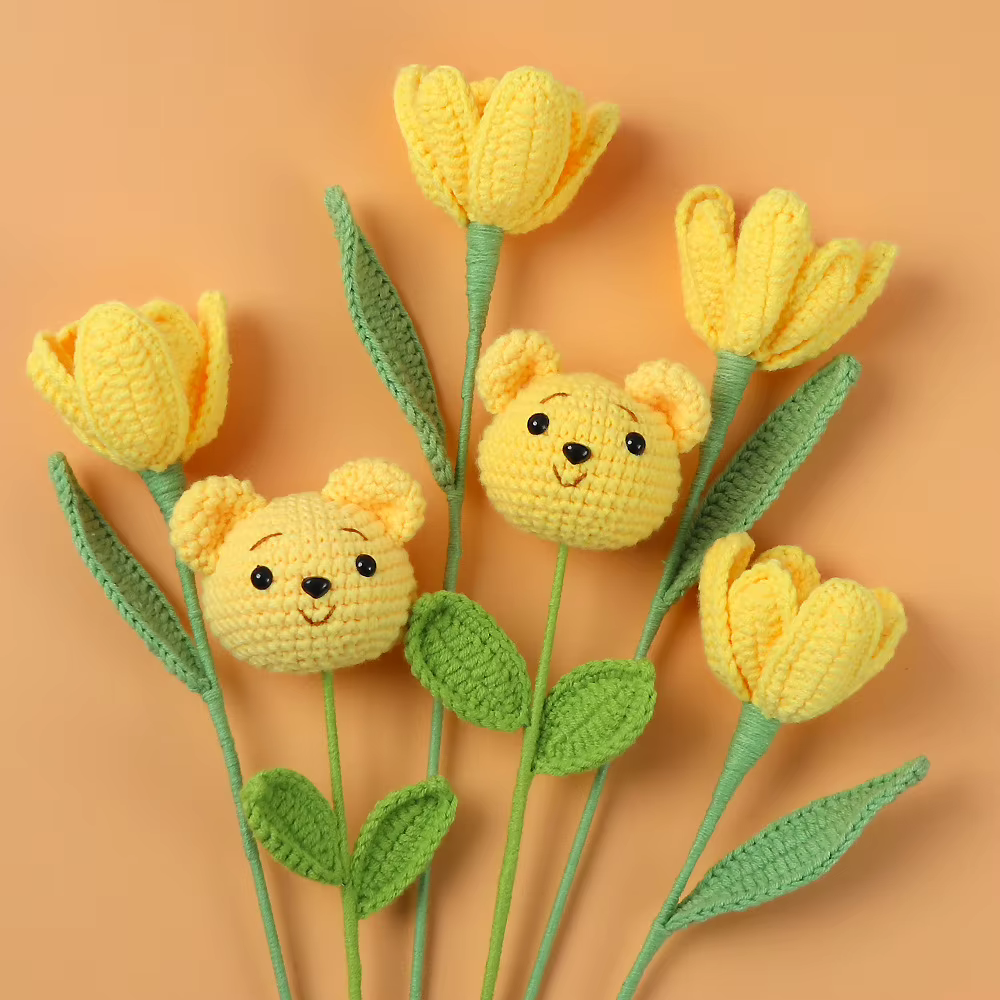 Bouquet de fleurs artificielles au crochet en forme d'animaux