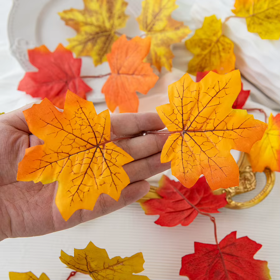 Plantes artificielles Fleurs Soie Feuille D'érable Halloween Festival De Noël Décoration Maison Salle Table Jardin Mariage Scrapbook