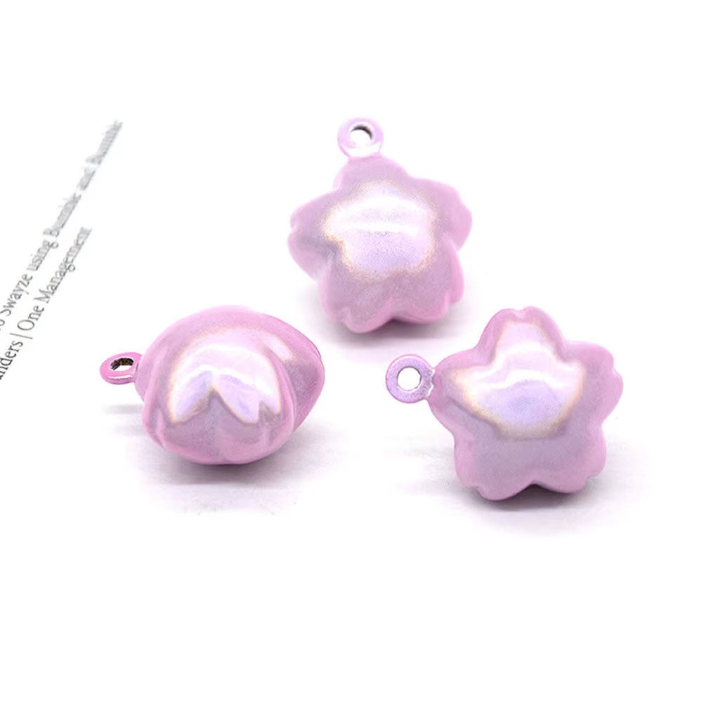 Pendentif cloche suspendue en forme de fleur de cerisier