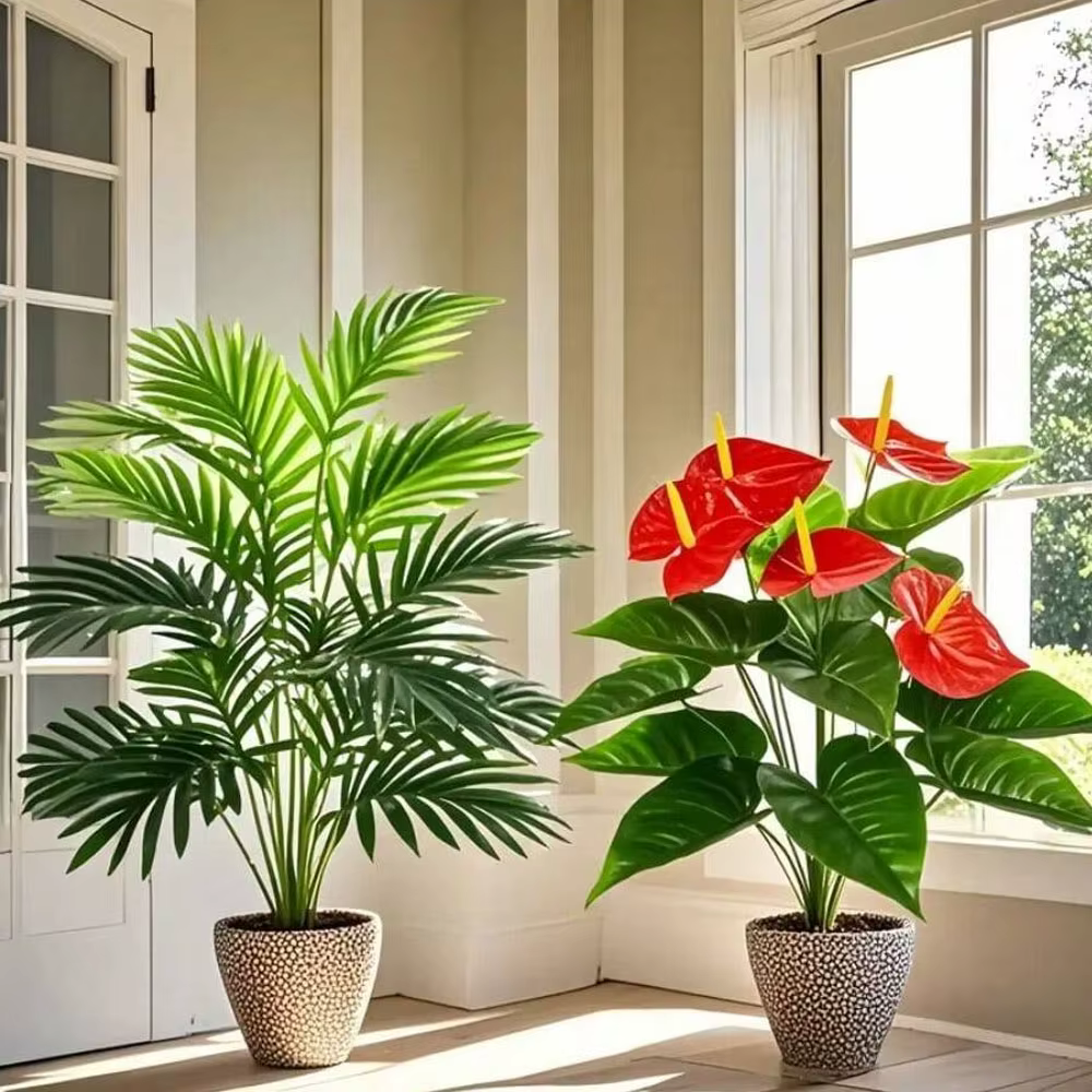 Grands plantes de palmier artificielles et feuilles de Cycads vertes Anthurium