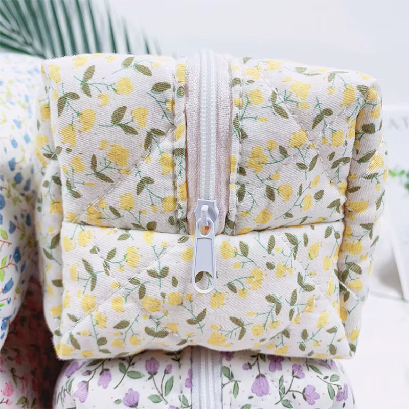 Organisateur de rangement, sac de maquillage matelassé bouffant à fleurs, pochette à cosmétiques imprimée de fleurs, grand sac à cosmétiques de voyage, accessoire de maquillage