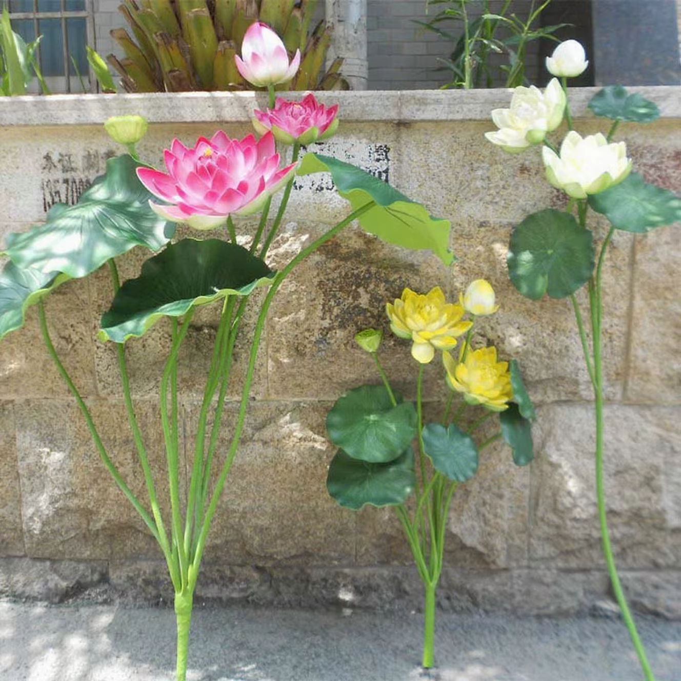 Fleurs artificielles, faux lotus