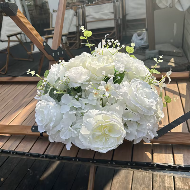 Bouquet de Fleurs Artificielles de Luxe