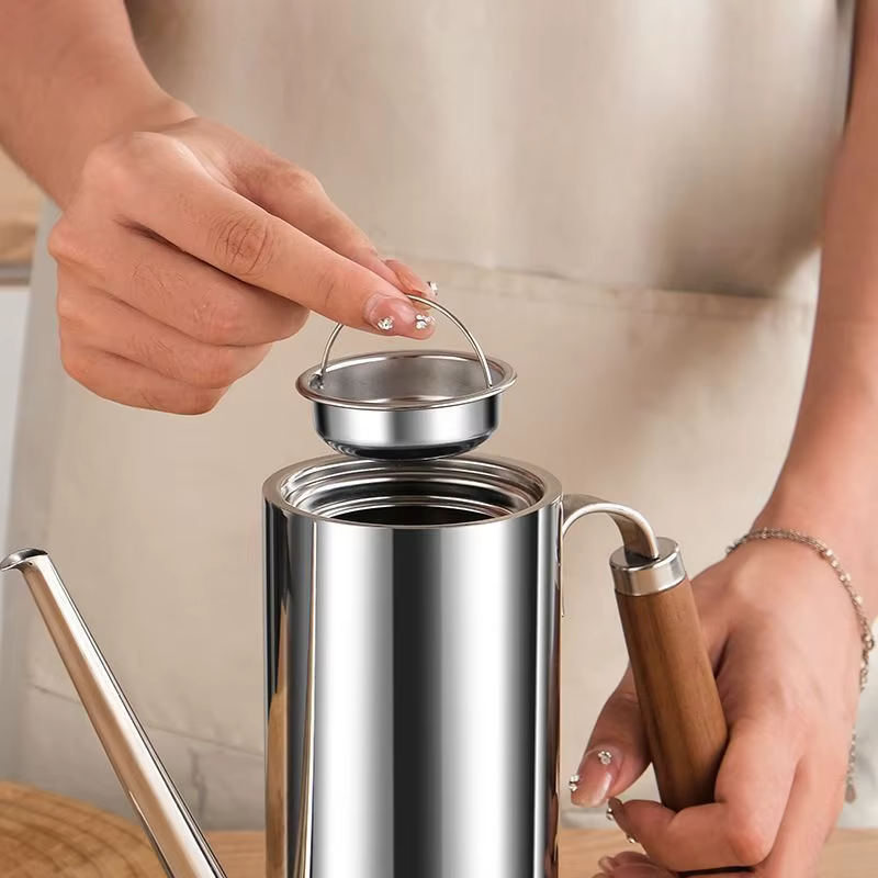 Pot à huile en acier inoxydable pour la maison avec filtre, résistant aux hautes températures, spécial cuisine, sans accrochage, épaissi