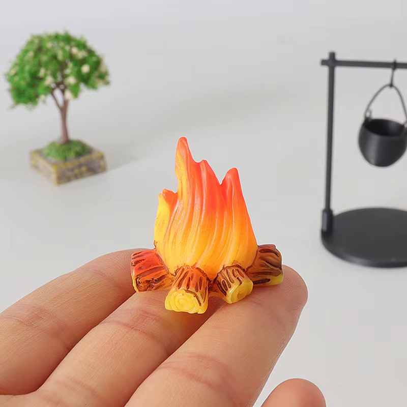 Feu de camp miniature et théière