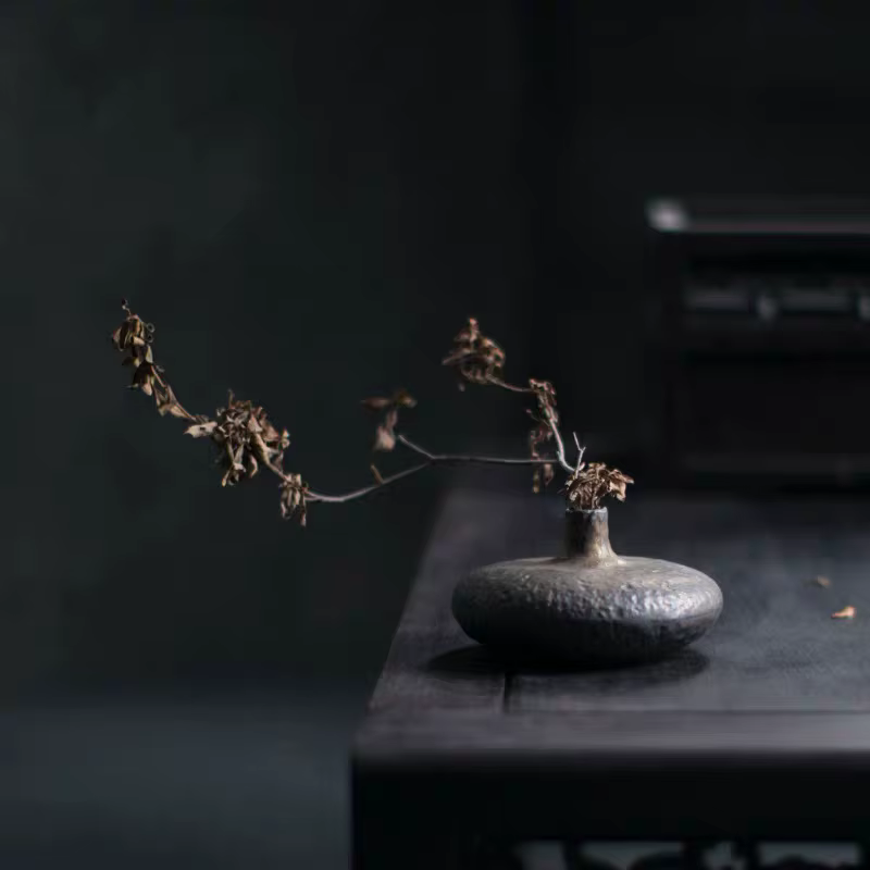 Four à fleurs de Gand Devient une poterie brute