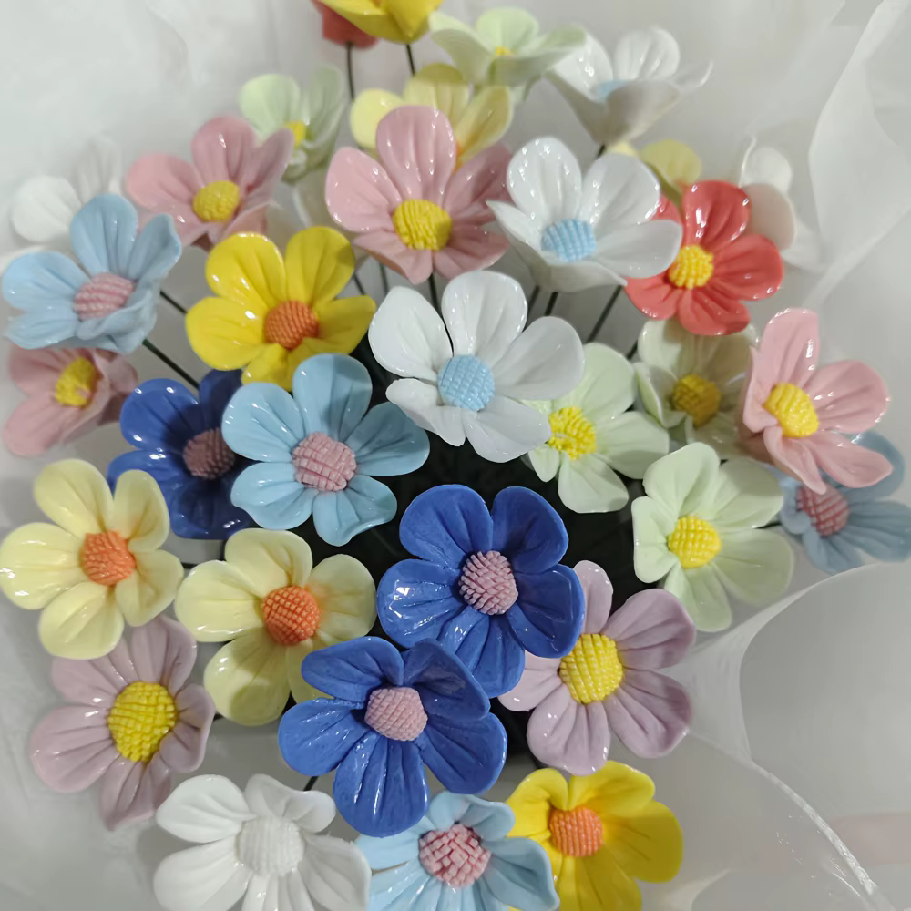 Bouquet de fleurs en céramique à pétales multicolores