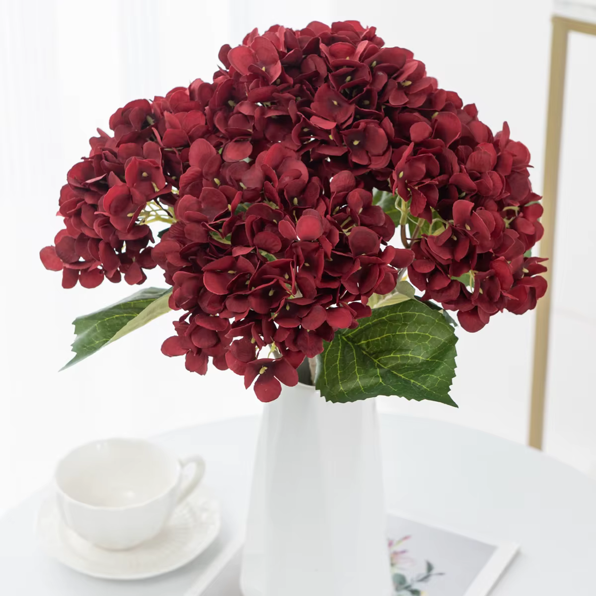 Bouquet d'hortensias artificiels en promotion – Haute qualité pour la décoration de la maison